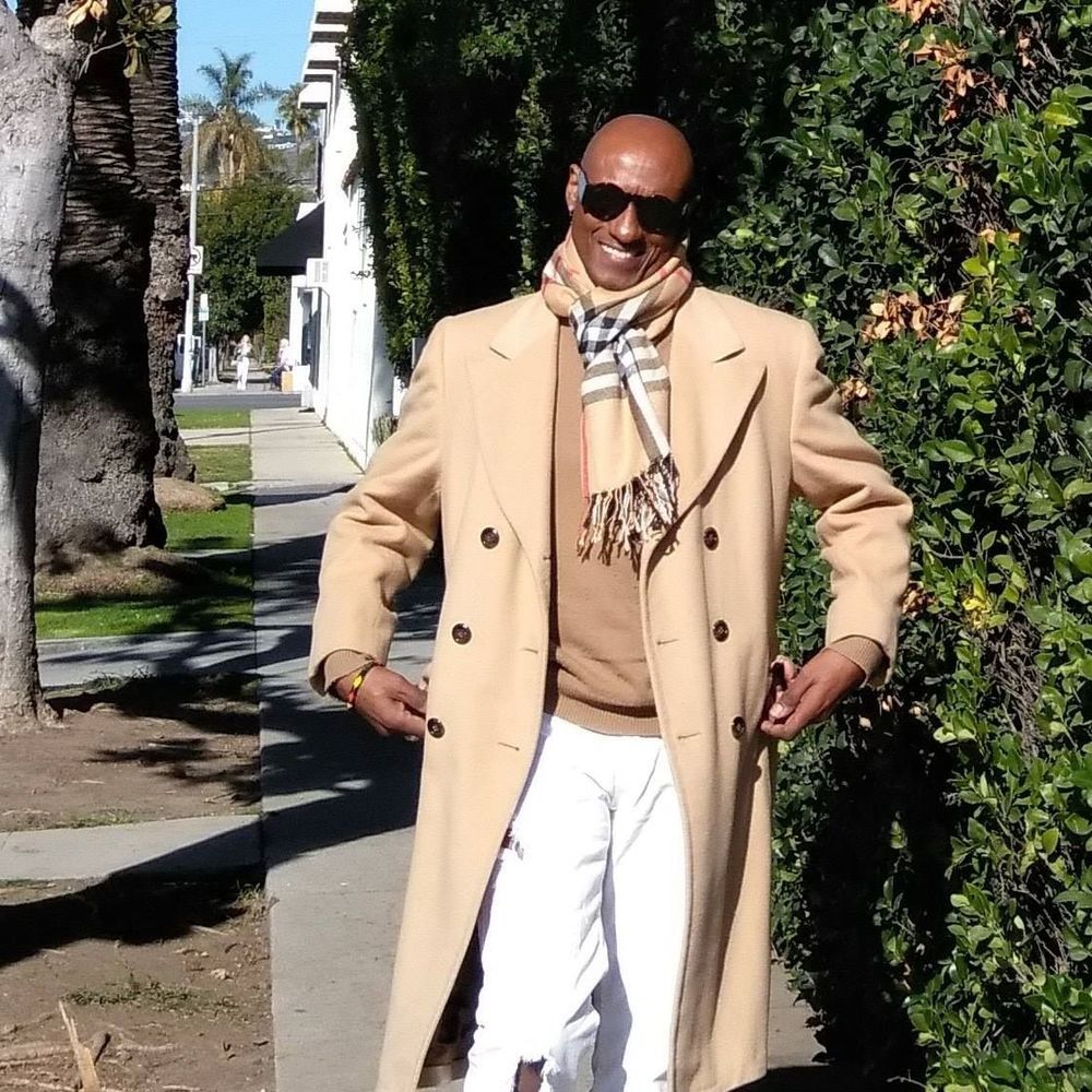 Meet your Posher, Gregory